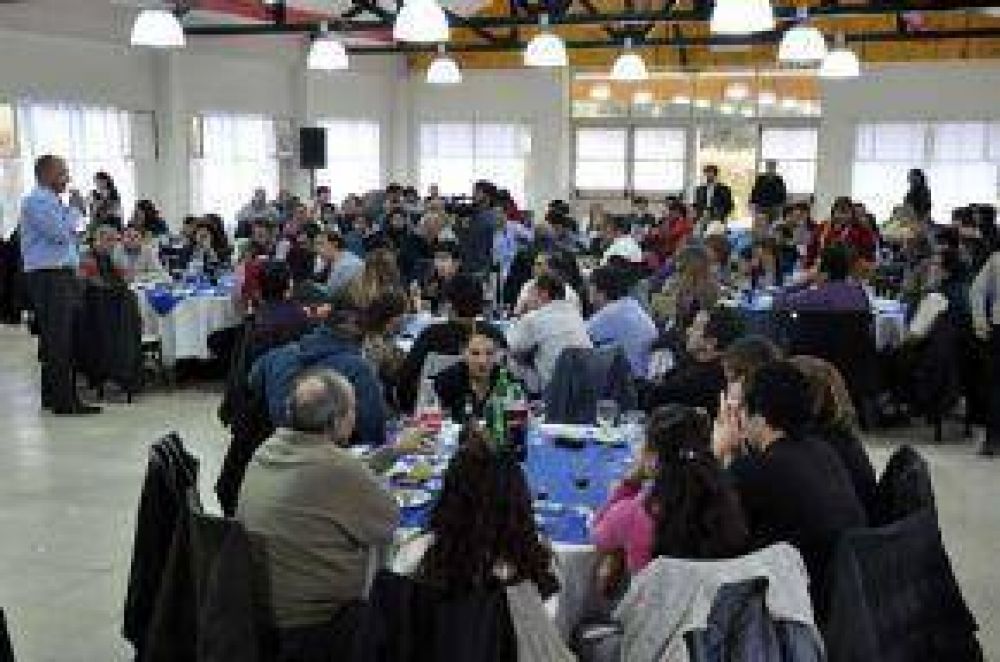   Buzzi, El Discurso, Las Mayor�as y Los Auditorios