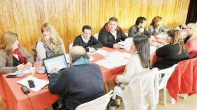 Los vecinos de Playa Uni�n pagar�n 5 mil pesos cada uno por las cloacas