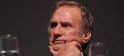 "Que se dedique a gobernar"