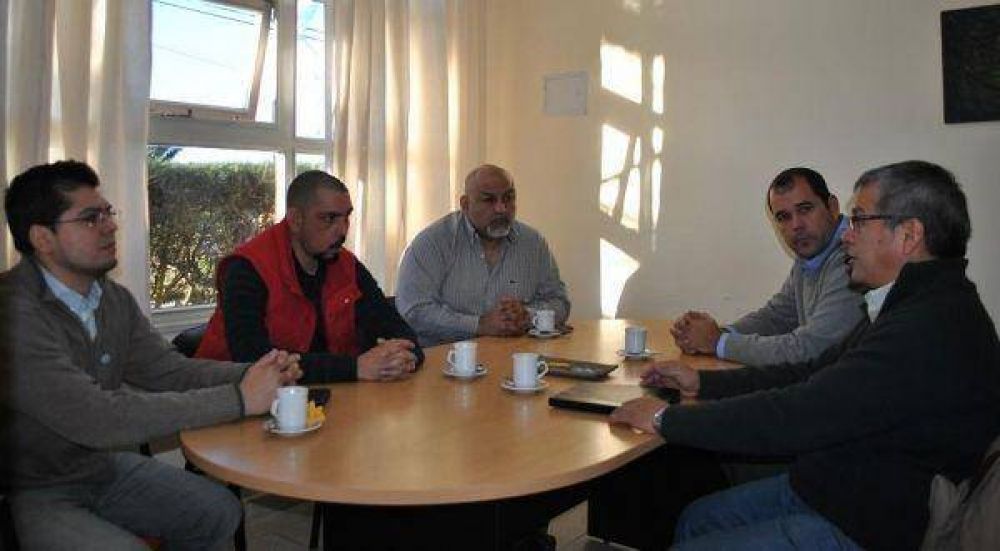 Junto a SMATA el Municipio capacitar� en oficios encuadrados en el gremio