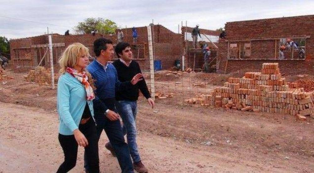 En campa�a, Eduardo Aguilar recorri� General Pinedo