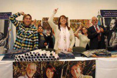  Carina Ponce inaugurar� local del FPV en la ciudad