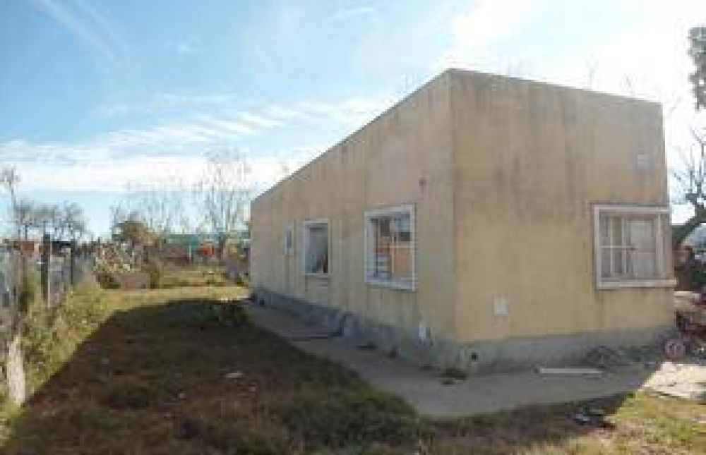 El Centro de Salud de Las Canaletas funcionar� en el SUM del barrio 49 viviendas