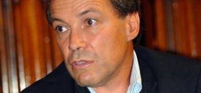 Giustiniani quiere un debate p�blico con Reutemann