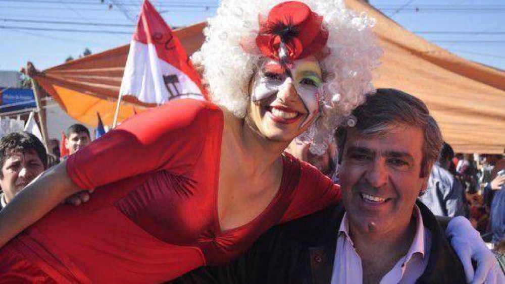 "El oficialismo apela a las amenazas para retener votos"