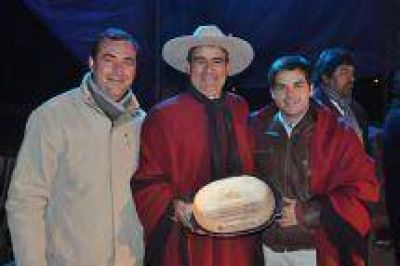 Gran apertura del Encuentro Nacional de Doma y Festival del Tamal en Chicoana