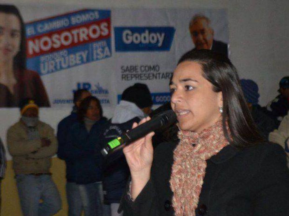 Evita Isa, con dirigentes barriales de Capital