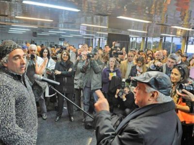 El Negro Fontanarrosa sigue convocando a multitudes con sus dibujos y an�cdotas