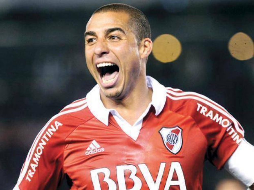 David Trezeguet viene a Rosario, pero para ponerse la camiseta de Newell's