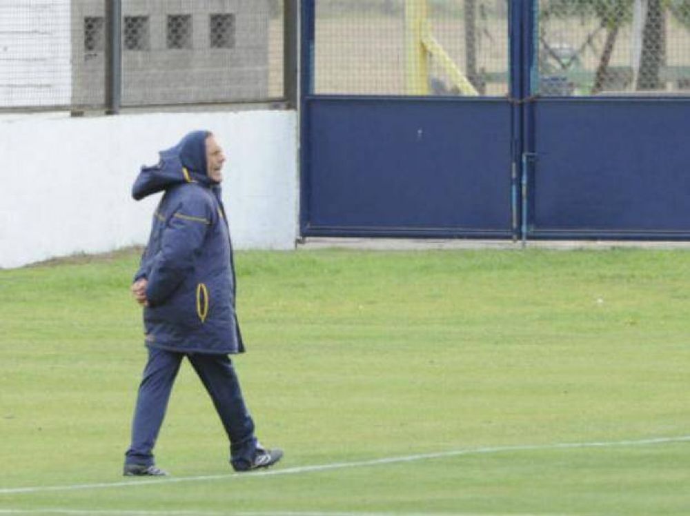 Russo: "Buscaremos los jugadores que tengan ganas de estar en Rosario Central"