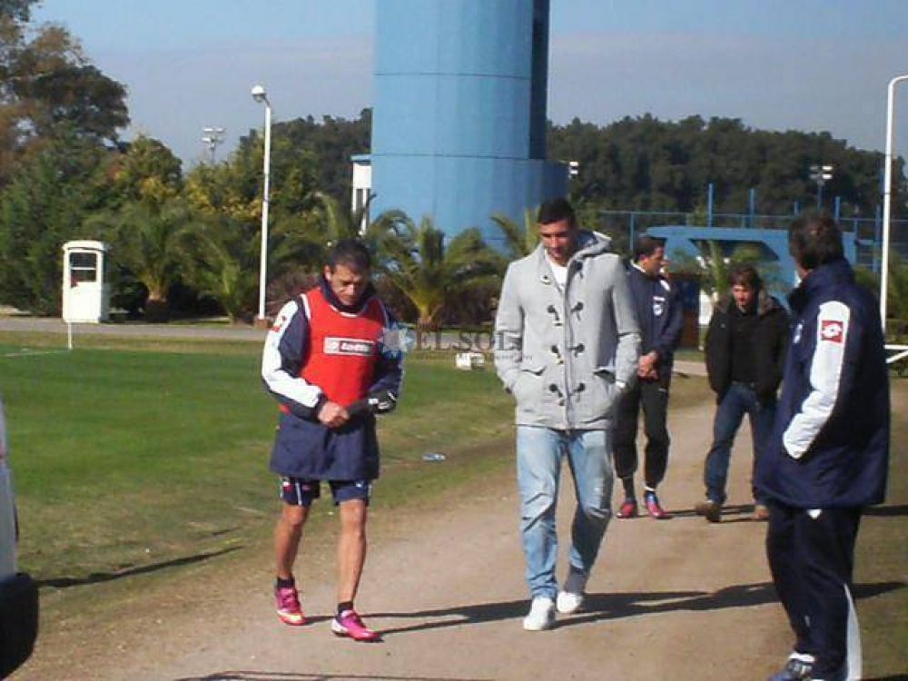 Boghossian se reuni� con Vivas en Ezeiza