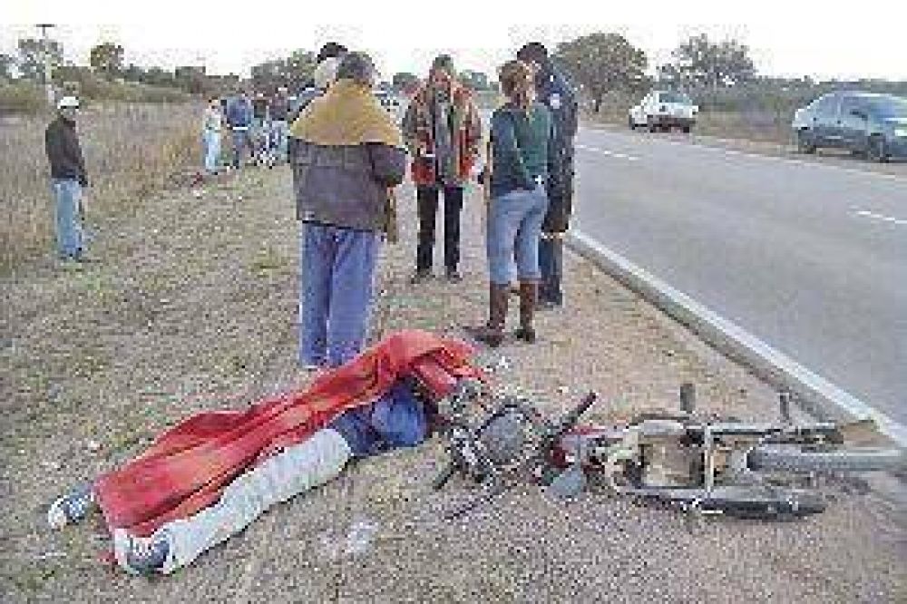 Tres muertos y m�s de diez heridos graves en la provincia