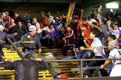 Seg�n los hinchas, en las tribunas aument� la percepci�n de violencia