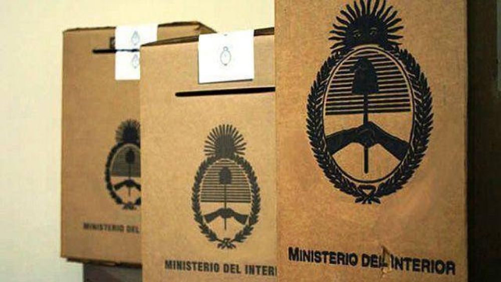 Las encuestadoras analizan el voto para las PASO	 