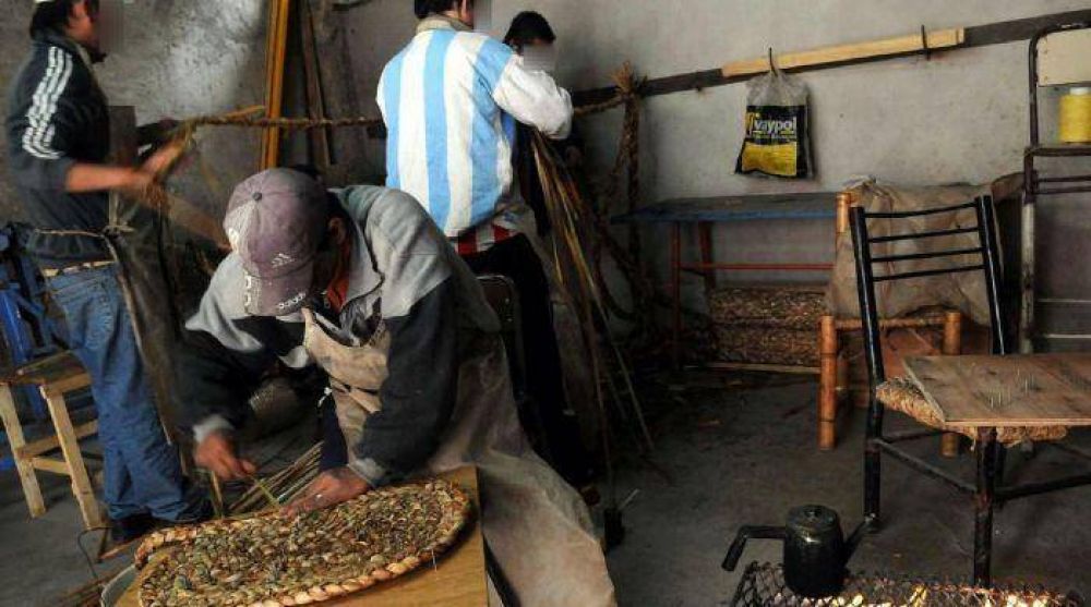 Talleres de oficio tras las rejas, forma de reinserci�n