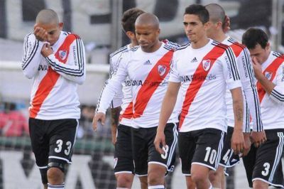 Con titulares, River perdi� ante Central Norte y enciende la alarma por su falta de gol