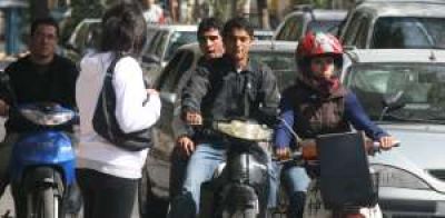 Por cada multa a un automovilista realizan tres multas a motociclistas