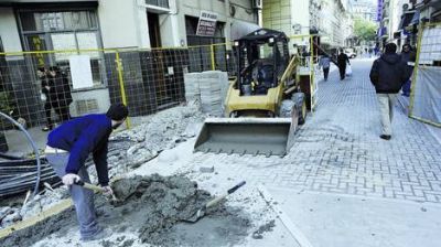 Restringen los autos: El Microcentro, tomado por las obras: avanza la peatonalizaci�n