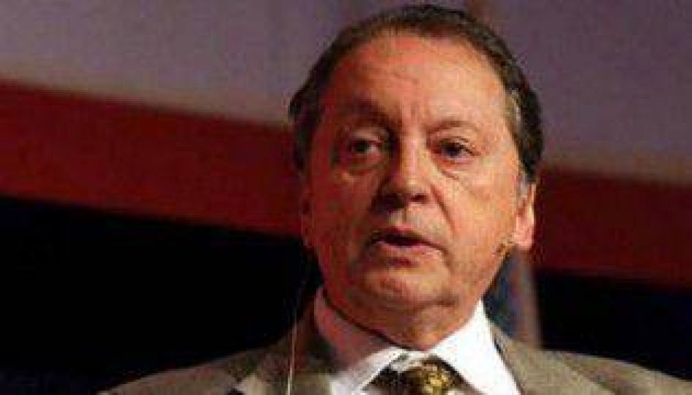 Terragno analiza la posible intervenci�n de la AFA