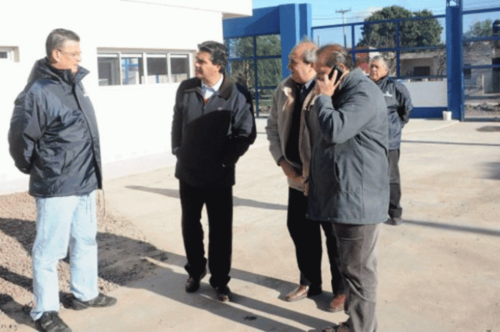 Capitanich inaugur� un Centro de Gesti�n de Usuarios de SECHEEP