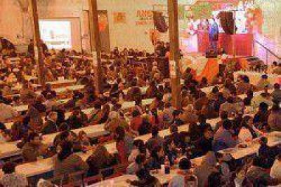 Tres Isletas: Numerosa cena de la militancia de la Lista A de Uni�n por Chaco
