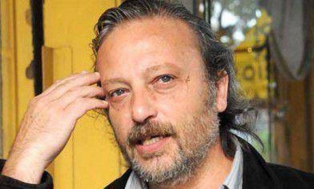 Reales asegur� que reemplazar�n al director del Teatro Col�n porque �no sabe gestionar�