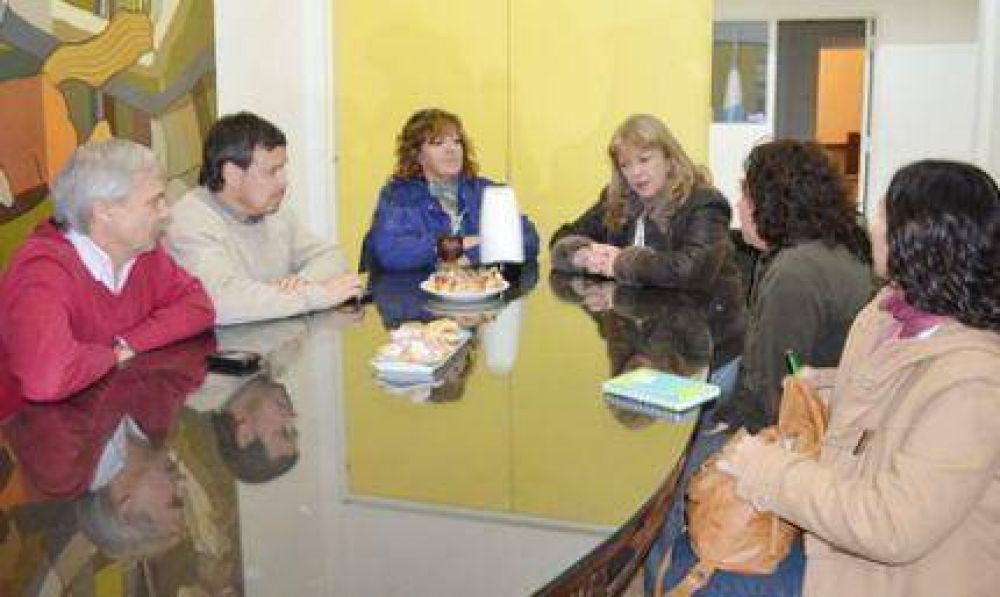 Candidatos del FpV estudian medidas para mejorar el sistema de salud municipal