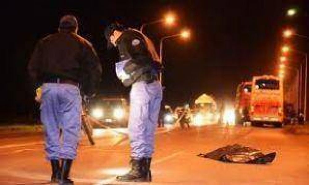 Tragedia: Una peat�n muri� embestida por una camioneta