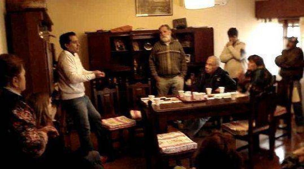 "El intendente Posse quiere generar miedo en la gente", afirm� Gelay