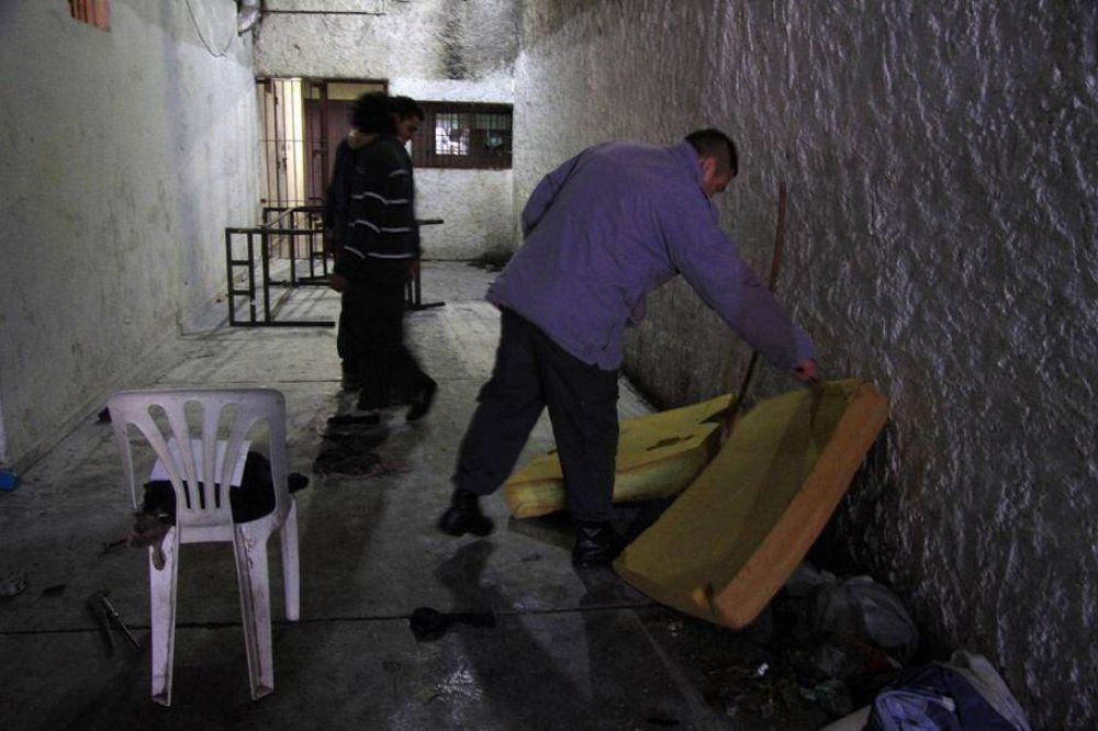 Internos quemaron colchones en el Penal 3
