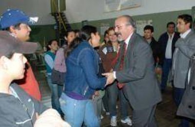 Tomada asegur� que la Naci�n sostendr� a las f�bricas promocionadas