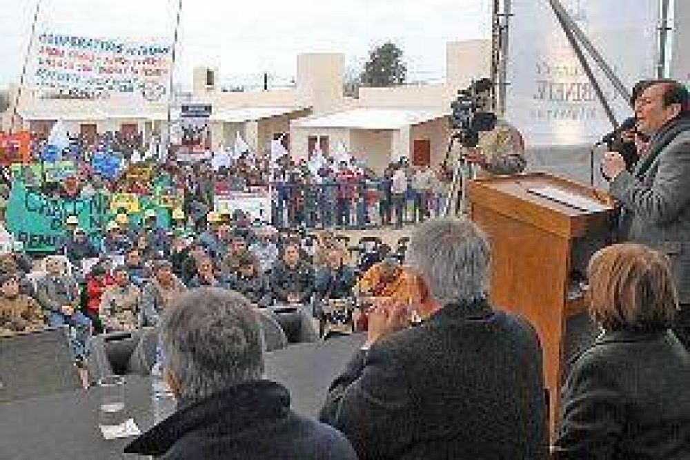 Se entregar�n 2000 viviendas antes de que termine el a�o
