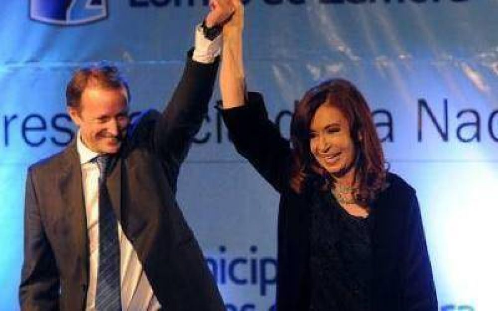 Elecciones 2013: Cristina e Insaurralde encabezan acto en Villa Fiorito