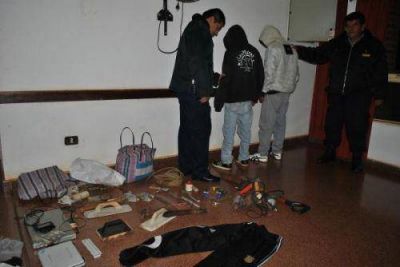 Recuperaron elementos robados de una casa y hay dos detenidos