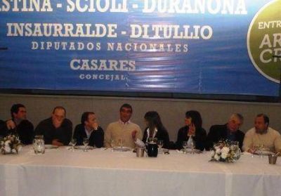 Mart�n Insaurralde en campa�a por Areco.	