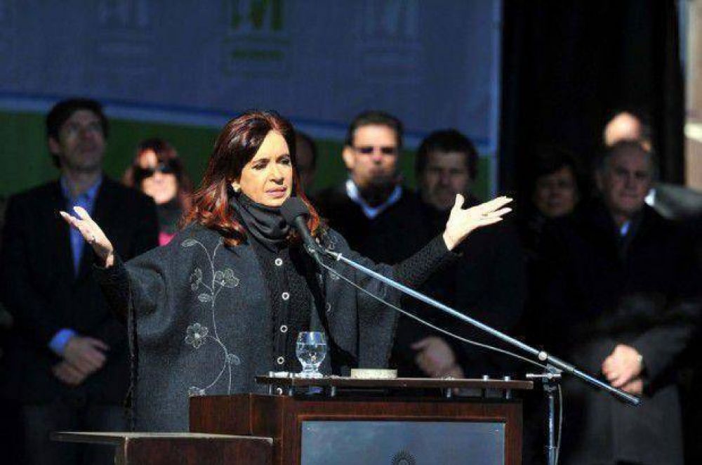 "Los otros opinan, nosotros mostramos lo que hicimos"