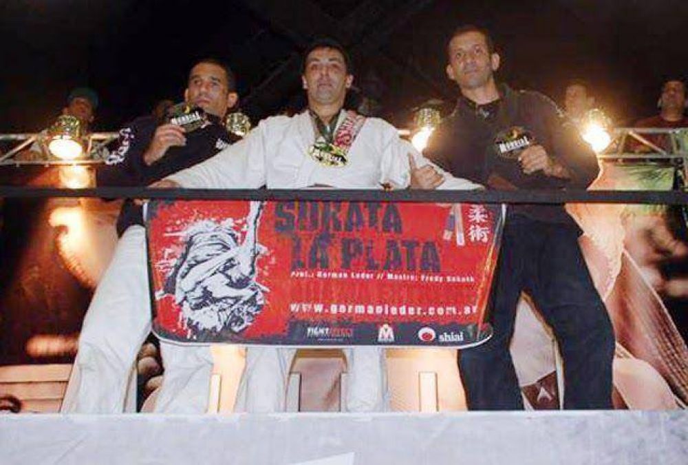 El platense "la cobra" Leder es campe�n mundial de Jiu Jitsu