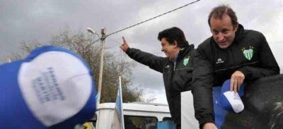 Conurbano: Espinoza se aline� con Insaurralde y salieron a hacer campa�a