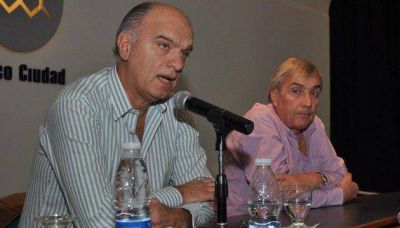 Grindetti y Gonz�lez disertaron sobre el rol del Pro en las PASO