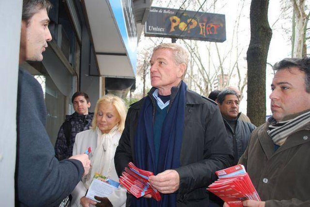 De Narv�ez llam� a votar contra Jorge Macri para que no tenga mayor�a en el Concejo