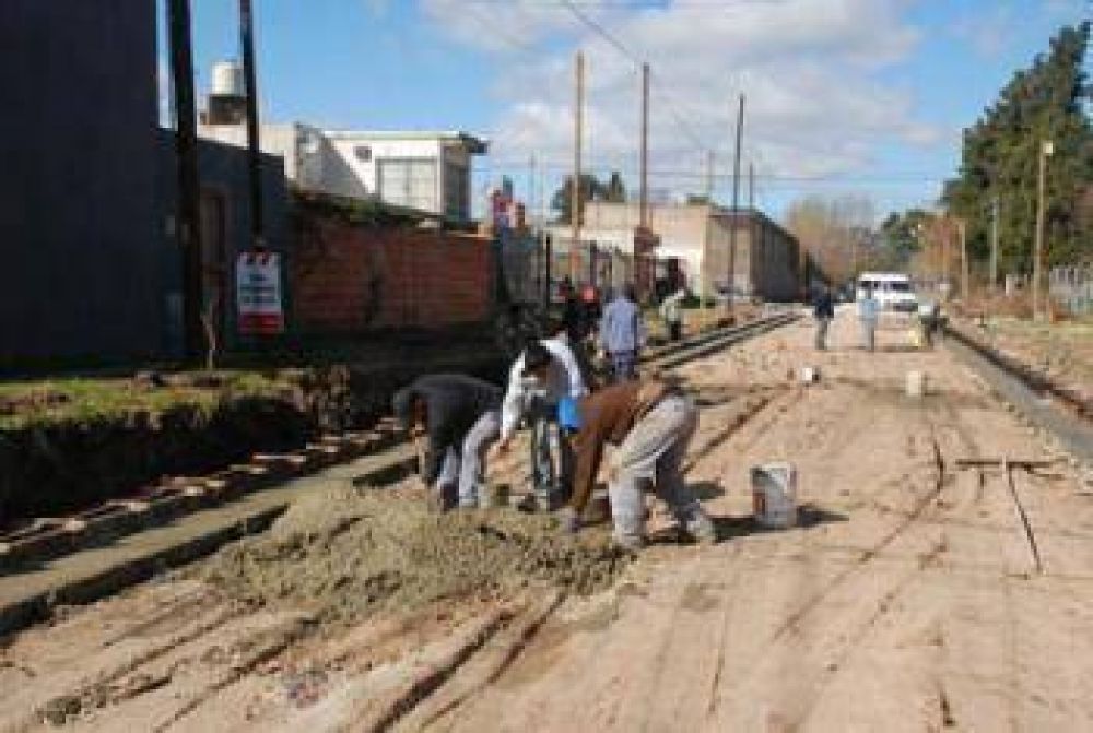 Castelar y Mor�n sur: avanzan las obras de asfaltos