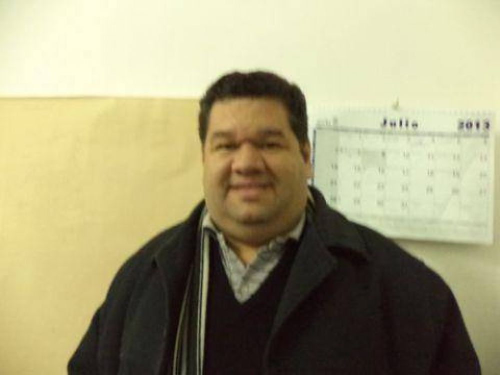 Nedela: ��Hoy vemos que la polic�a anda con autos destartalados, sin luces�