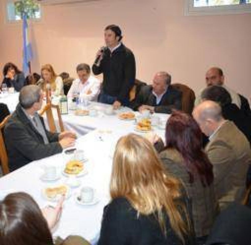 �Vamos a reventar las urnas a favor del modelo nacional y popular�