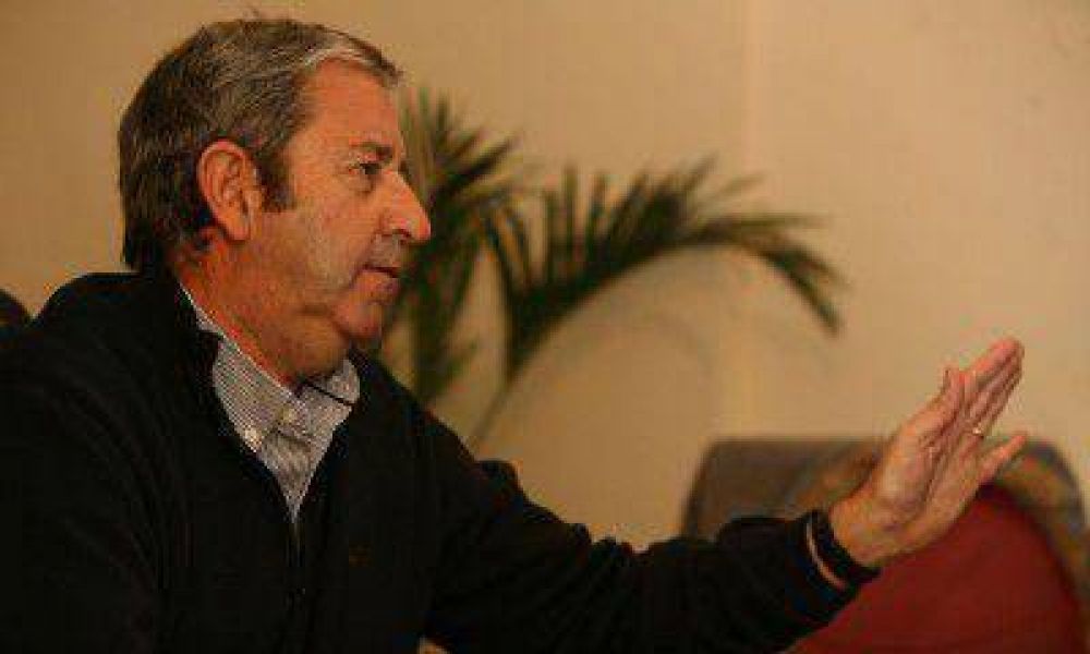 Julio Cobos decidi� que no responder� m�s a los "agravios" del PJ y del radicalismo disidente
