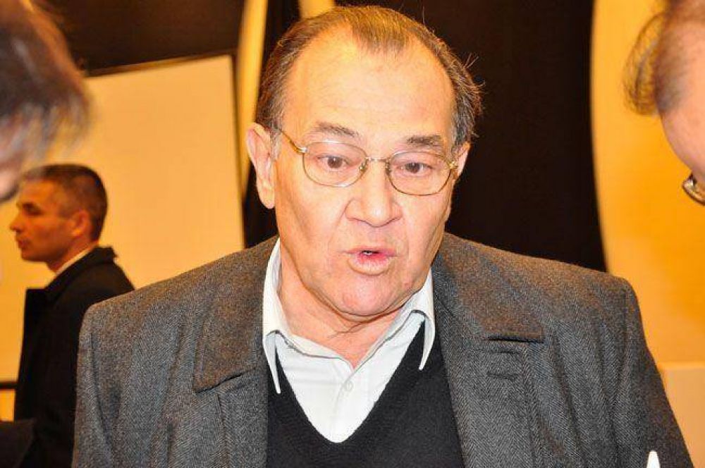El ministro Rodr�guez recibi� a los Epifanio: "Para Borthiry, pegarme es un deporte"