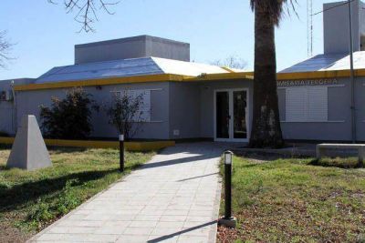 Inauguran planta de biodiesel y comisar�a en Pico