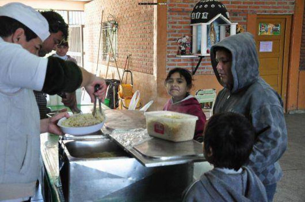 Empezaron las clases, menos en la escuela de los evacuados