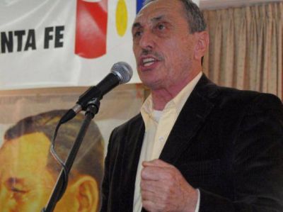 Obeid desafi� a Binner a un debate "cara a cara"