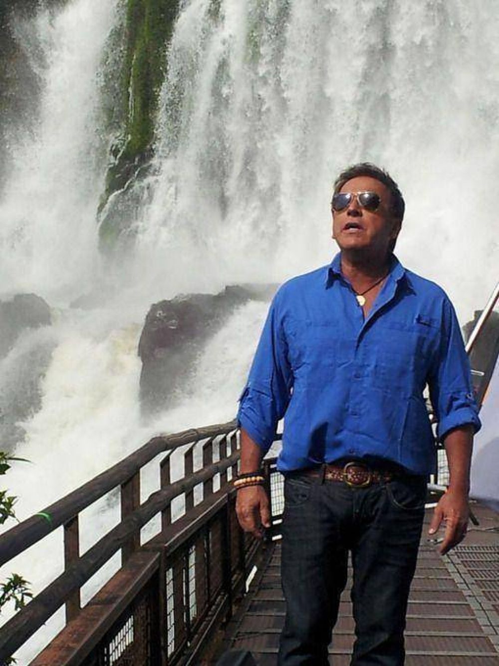 Amplia repercusi�n internacional de Time, el video de Montaner filmado en las Cataratas del Iguaz�
