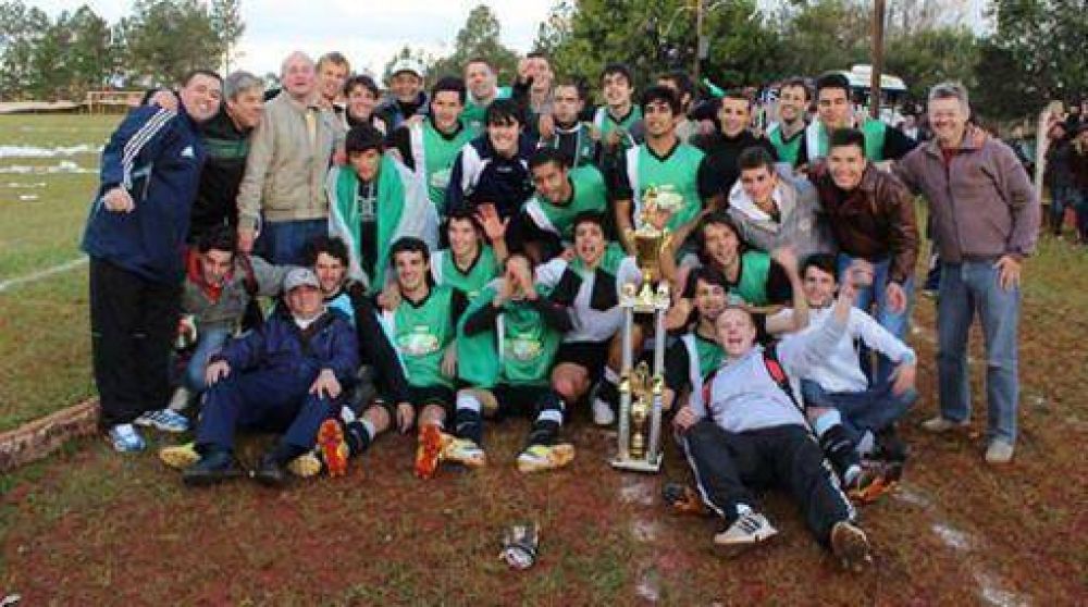 San Mart�n gan� la Liga Regional de Ober�